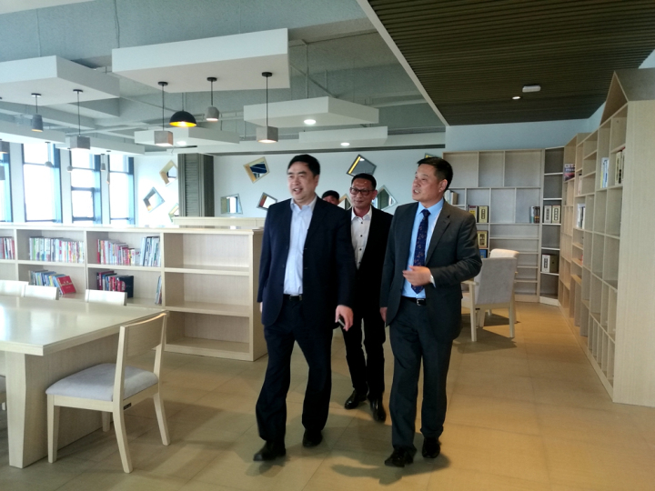 5-趙振元董事長參觀?；鶈T工文化中心2.jpg